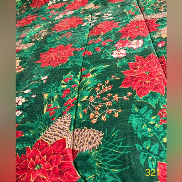 Other - Vintage Queen size Christmas comforter set